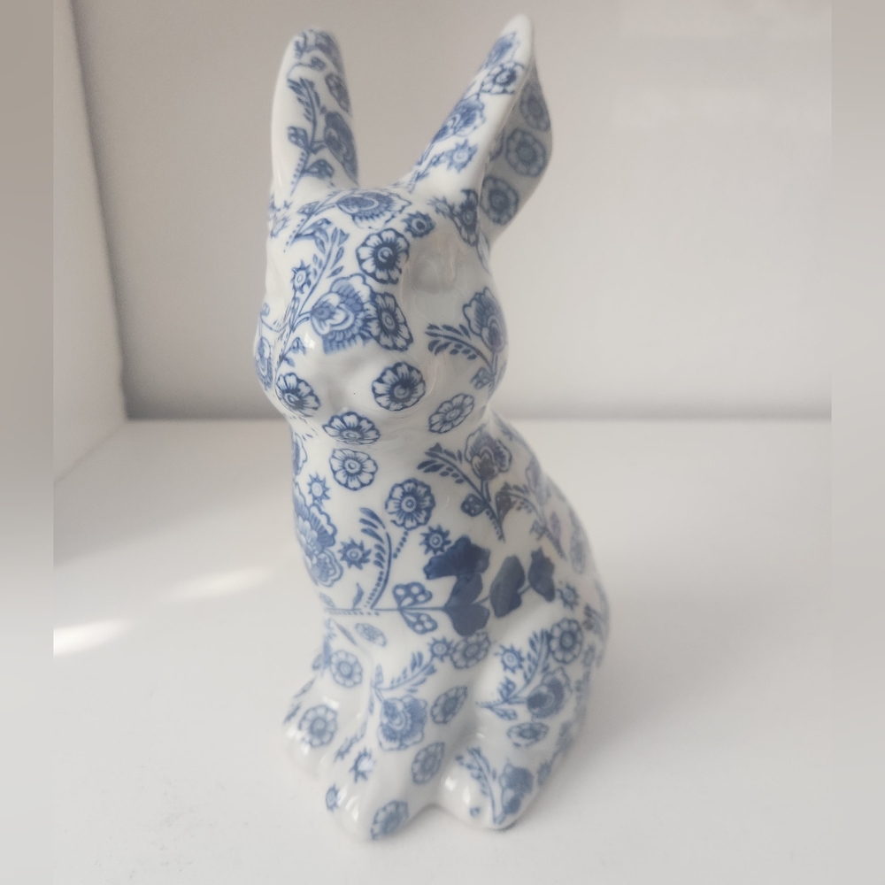Begonia Market Chinoiserie Bunny Blue and White Floral Ceramic - Picture 2 of 11